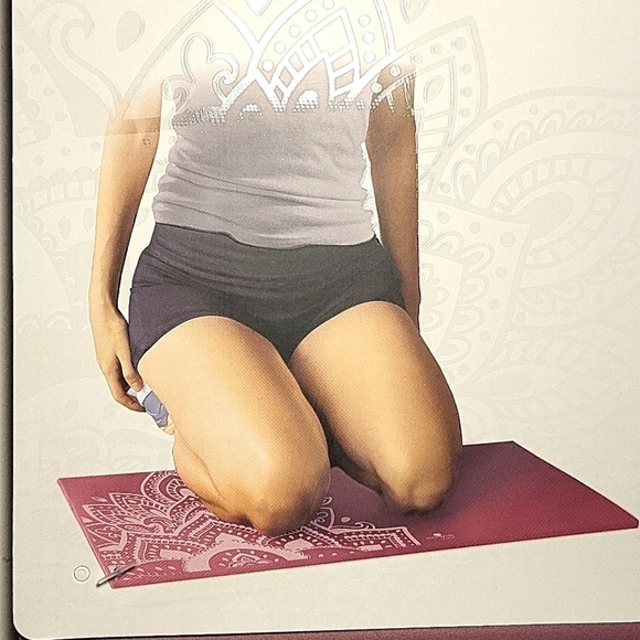 Yoga mat - Picture 1 of 3